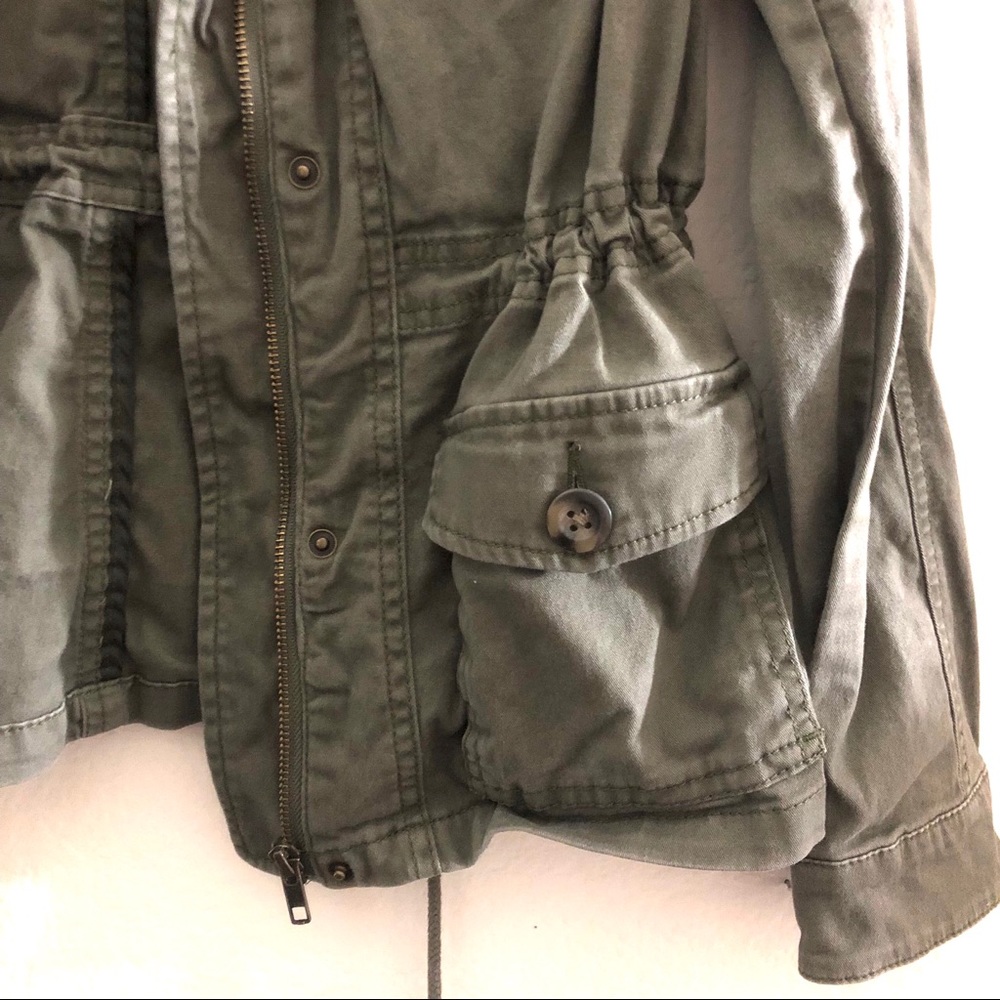 Express Jacket - Picture 3 of 4